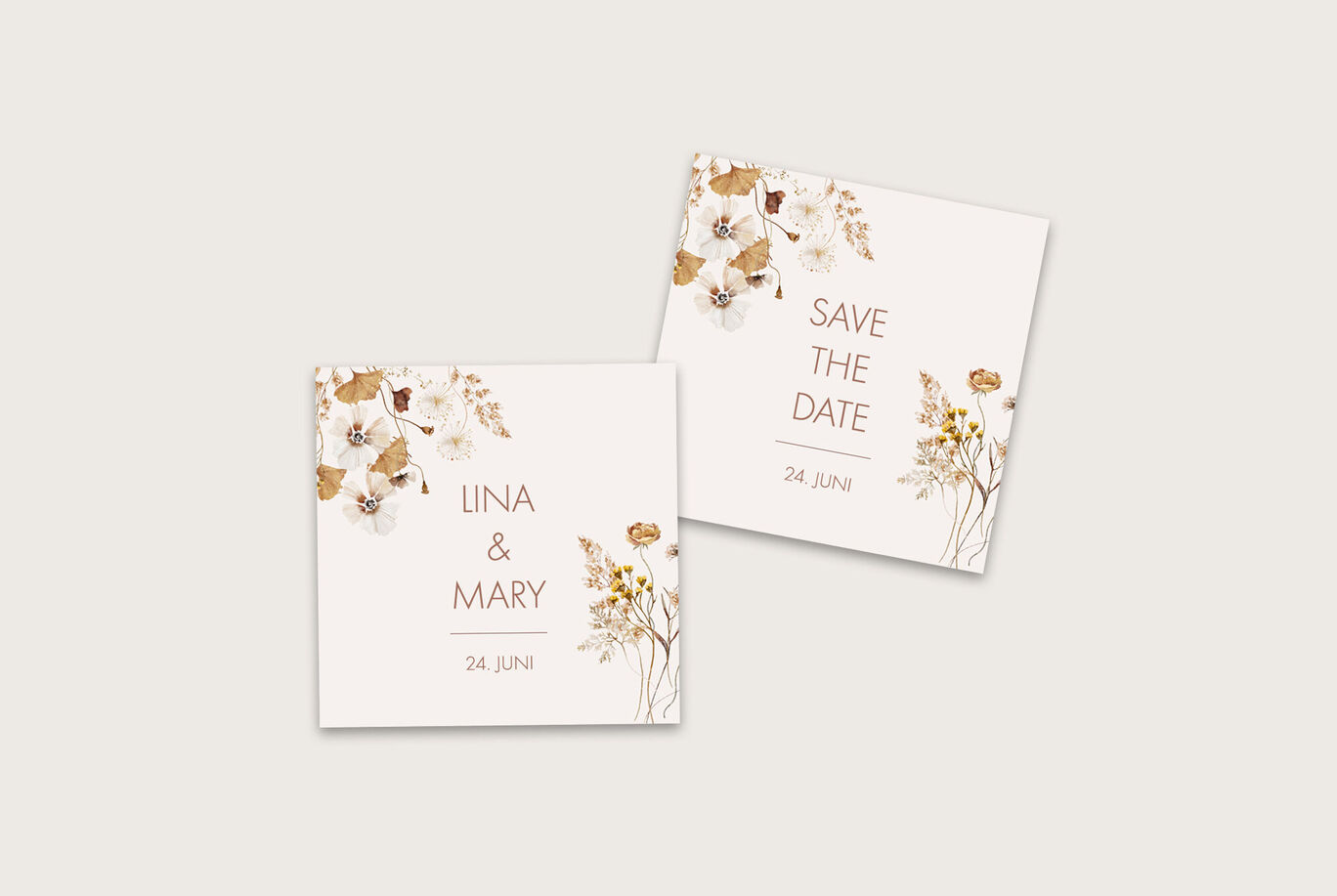 Zwei elegante Save-the-Date Karten mit floralen Motiven in sanften Farben und den Namen Lina & Mary.