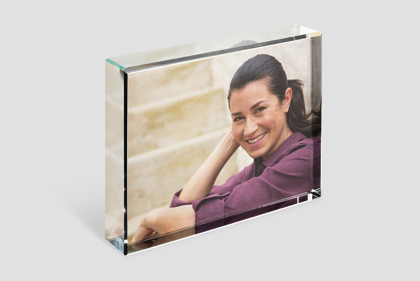 Eine elegante Fotokristallbox zeigt ergreifende Erinnerungen.