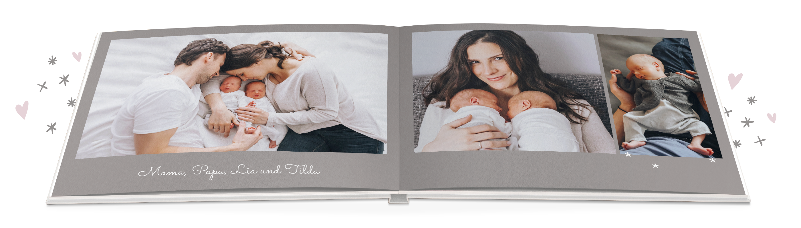 Ein Paar hält seine Neugeborenen liebevoll in den Armen. Ein wunderschönes CEWE FOTOBUCH zeigt die Familie mit schönen Schnappschüssen.