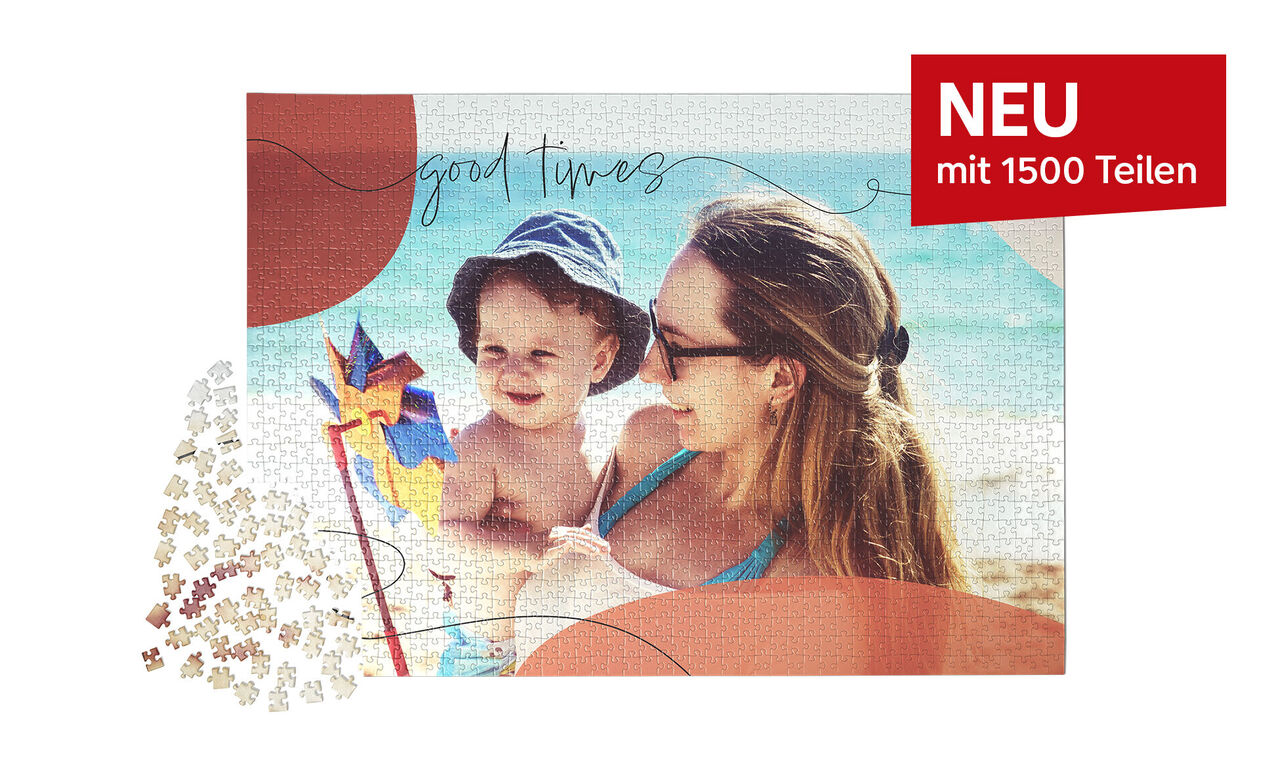 Puzzles mit fröhlichen Urlaubsmomenten am Strand, Farben und Materialien sichtbar