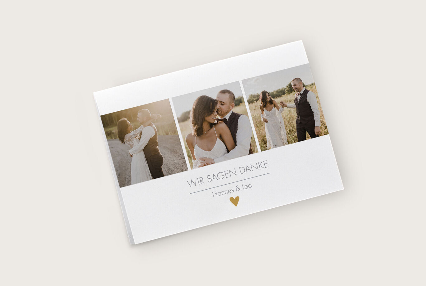 Hochzeitsalbum mit Dankesbotschaft und Herzmotiv